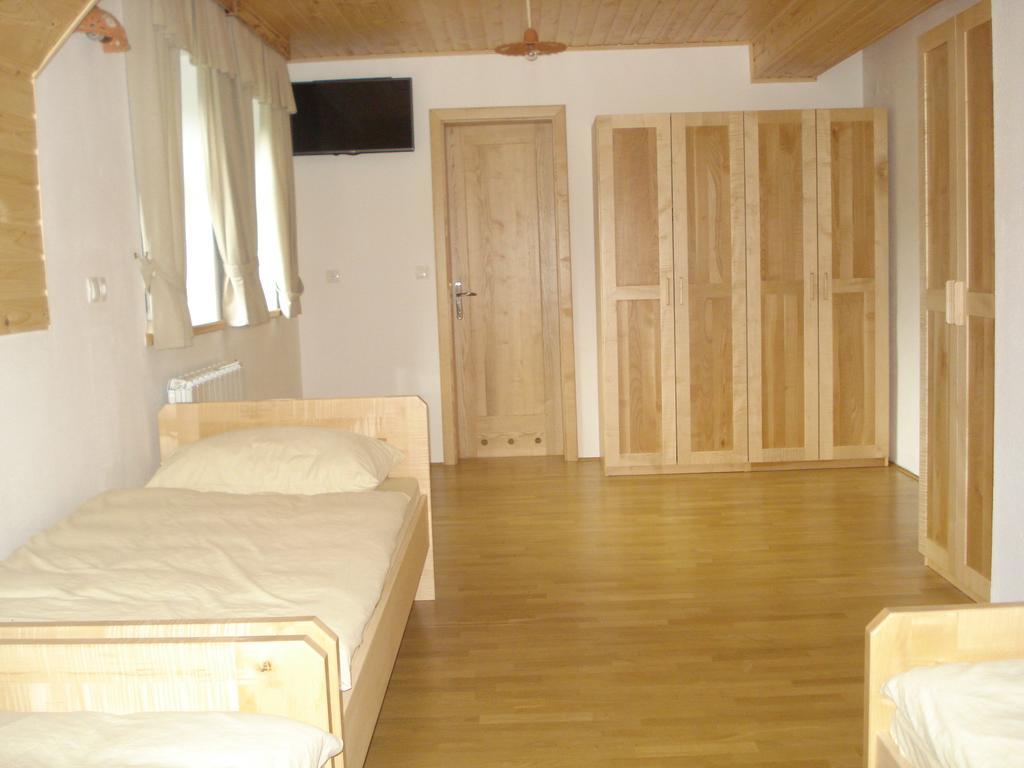 Farmstay Hisa Pecovnik Luče Buitenkant foto