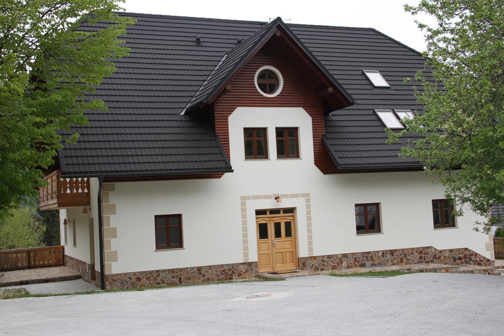 Farmstay Hisa Pecovnik Luče Buitenkant foto